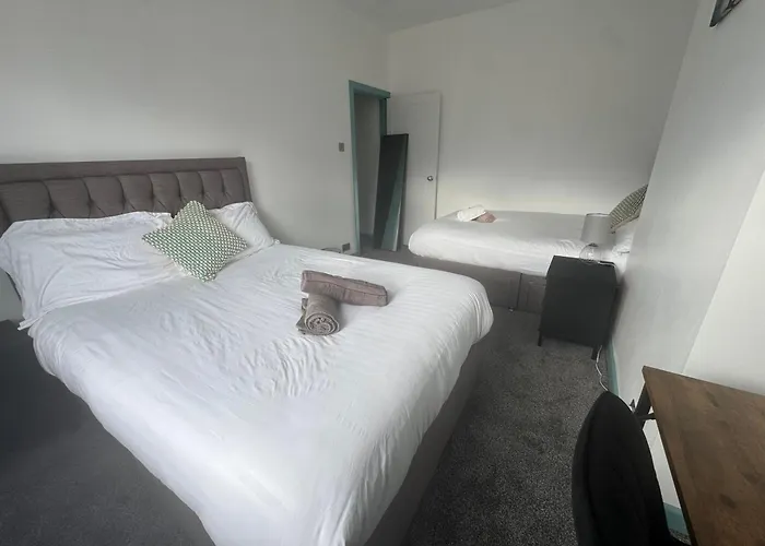 Apartman Florence 4 Bedroom House, Sleeps 14