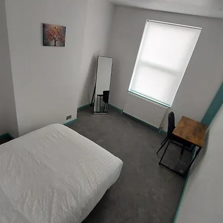 Florence 4 Bedroom House فيلة