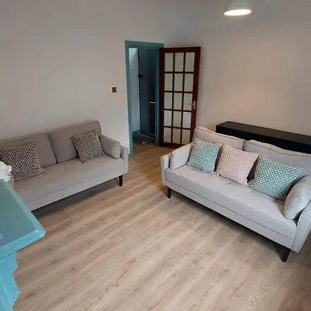 Florence 4 Bedroom House فيلة *