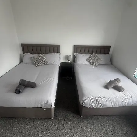 Florence 4 Bedroom House, Sleeps 14 Апартаменты