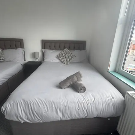 Florence 4 Bedroom House, Sleeps 14 Апартаменты